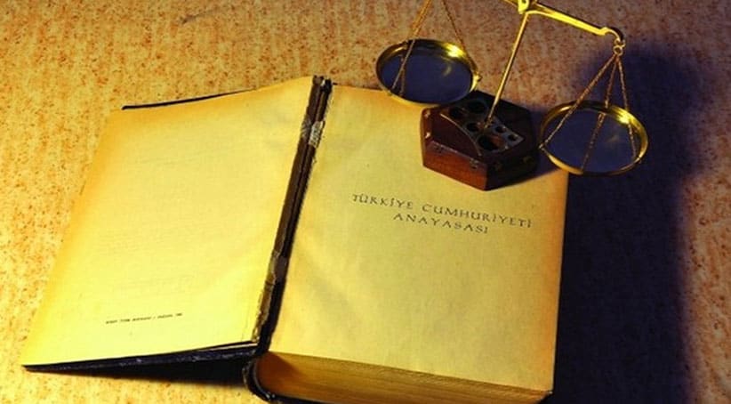 أردوغان يلمح لدستور جديد... وردّ فوري من حزب الشعب الجمهوري (المعارض)