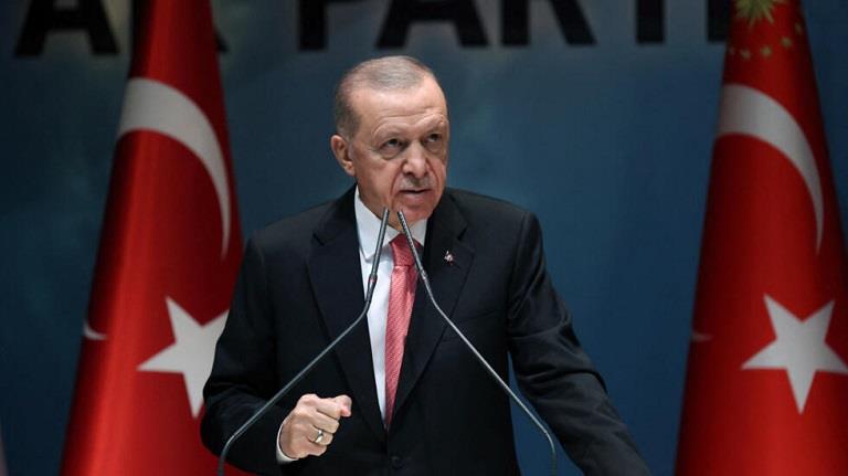 أردوغان يلمح لاحتمالية تخلّي تركيا عن محاولة الانضمام للاتحاد الأوروبي