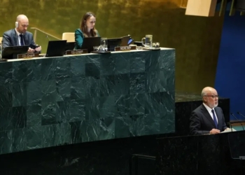 من ضمنها إدانة الهجمات الإسرائيل ضدّ المدنيين في غزة والحصار والتجويع... إعلان نيويورك: يجب أن تنهي حماس حكمها في غزة وتسلّم أسلحتها...