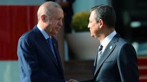 أردوغان يطلب رفع الحصانة عن زعيم المعارضة التركية!