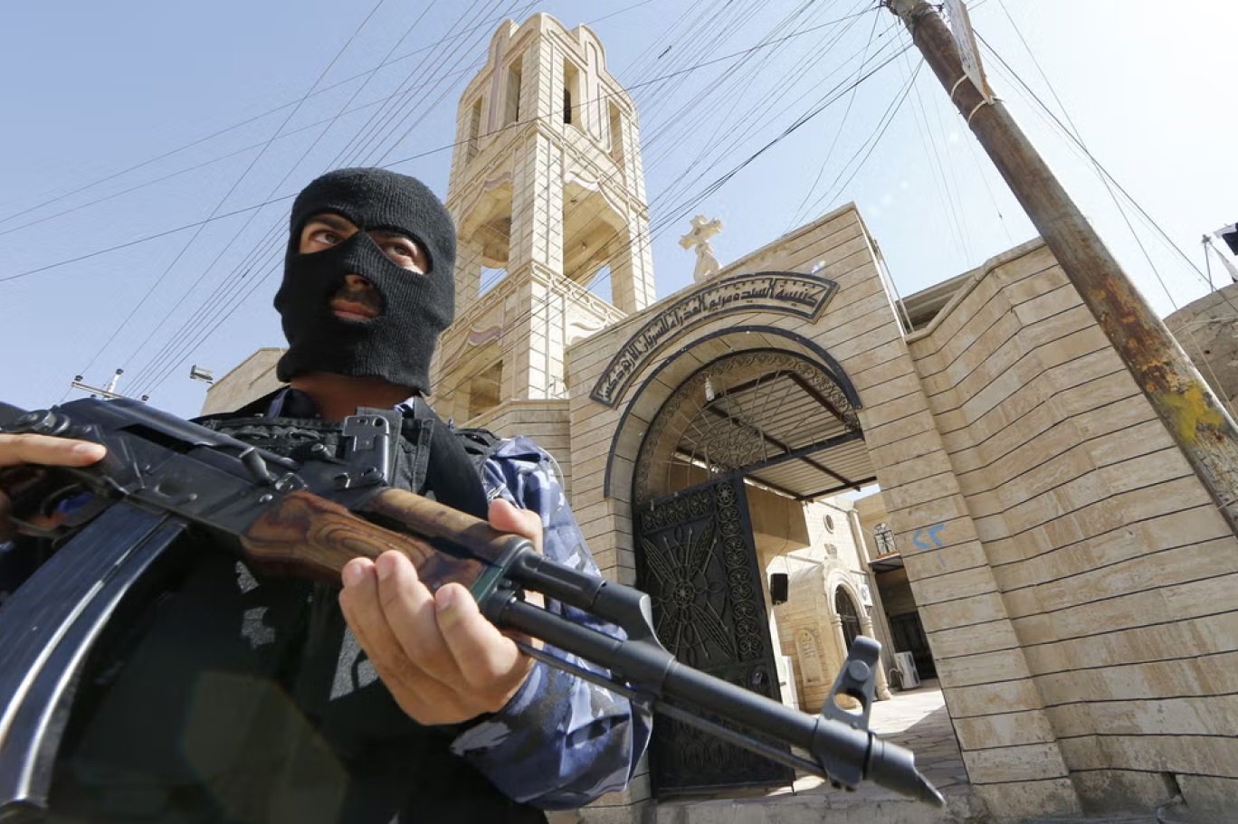 أمام أنظار بغداد... ميليشيات الحشد الشعبي و"بابليون" تستولي على أراضي المسيحيين في العراق!