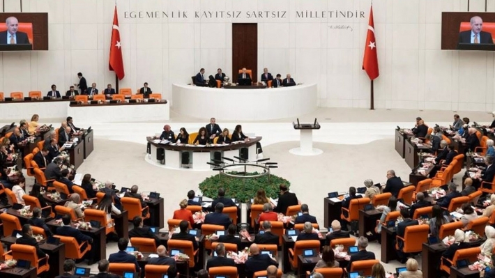 اللجنة البرلمانية التركية تقرّر بشأن إجراء زيارةٍ لزعيم العمال الكوردستاني في سجنه