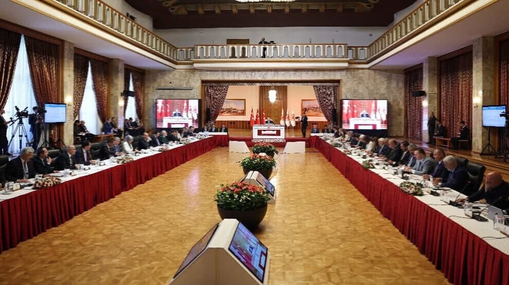 في إطار عملية "تركيا خالية من الإرهاب"... اجتماع اللجنة البرلمانية حول زيارة أوجلان