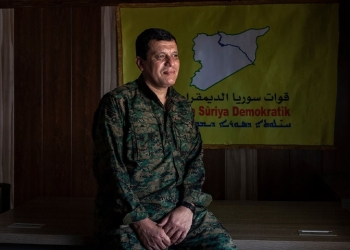 مظلوم عبدي: يزعم أعداؤنا أن نهاية هذا العام ستكون نهاية الكورد وقوات سوريا الديمقراطية ومشروع روج آفا... لكن الحقيقة مختلفة تمامًا: إنها بداية مشروعنا العظيم...