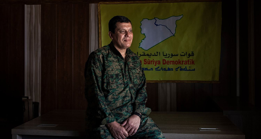 مظلوم عبدي: يزعم أعداؤنا أن نهاية هذا العام ستكون نهاية الكورد وقوات سوريا الديمقراطية ومشروع روج آفا... لكن الحقيقة مختلفة تمامًا: إنها بداية مشروعنا العظيم...