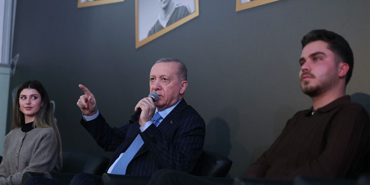 أردوغان: عملية السلام تتقدّم بشكل سريع