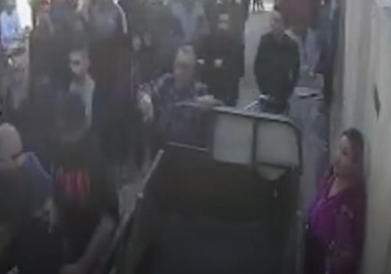 فيديو... اعتداء جماعي على فتاة "بلوكر" في بغداد