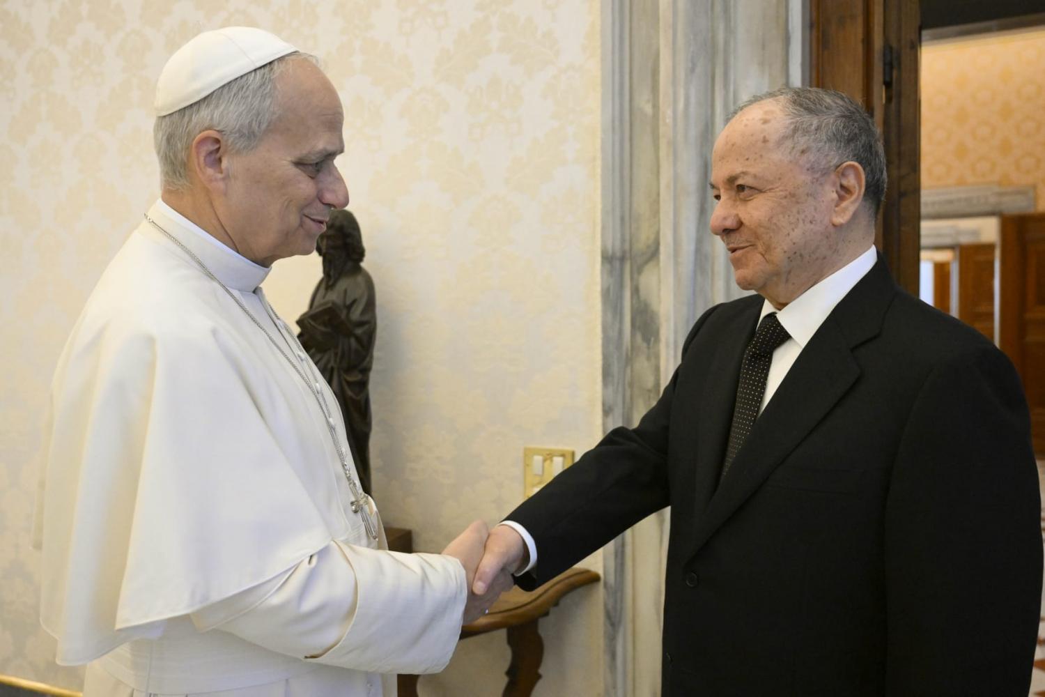 الرئيس بارزاني يجتمع مع قداسة البابا ليو الرابع عشر في الفاتيكان