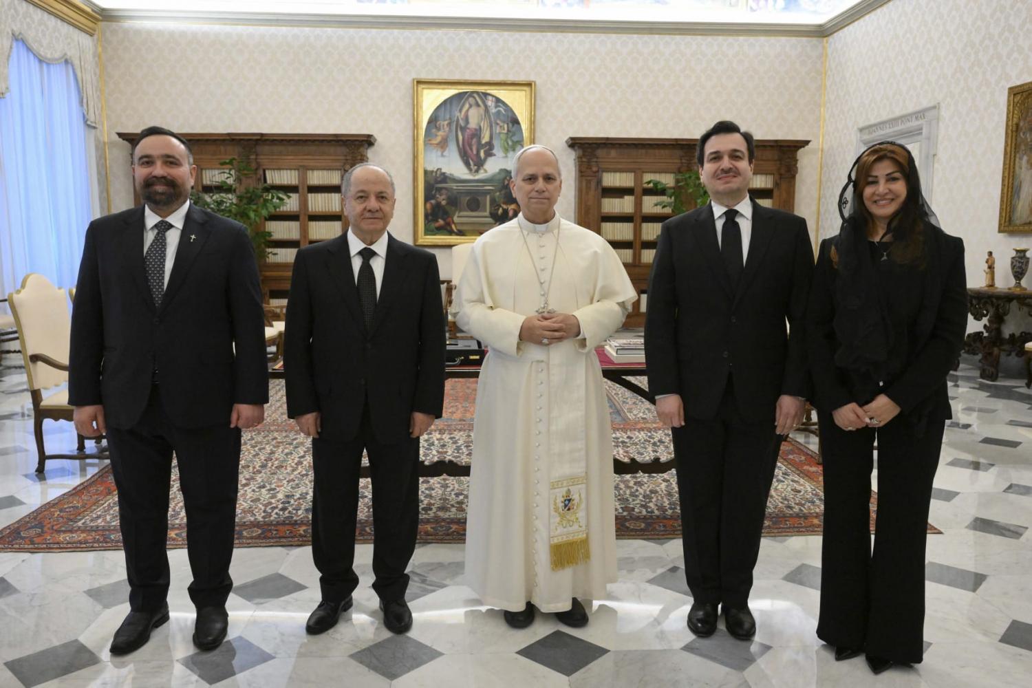 الرئيس بارزاني يجتمع مع قداسة البابا ليو الرابع عشر في الفاتيكان