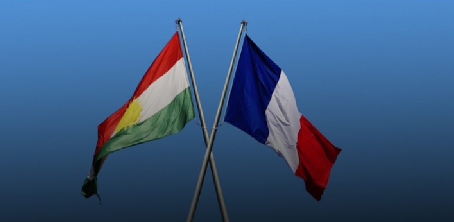 Al-Monitor: دور فرنسي "حاسم" في انتزاع الحقوق الثقافية واللغة الكوردية باتفاق قوات سوريا الديمقراطية ودمشق