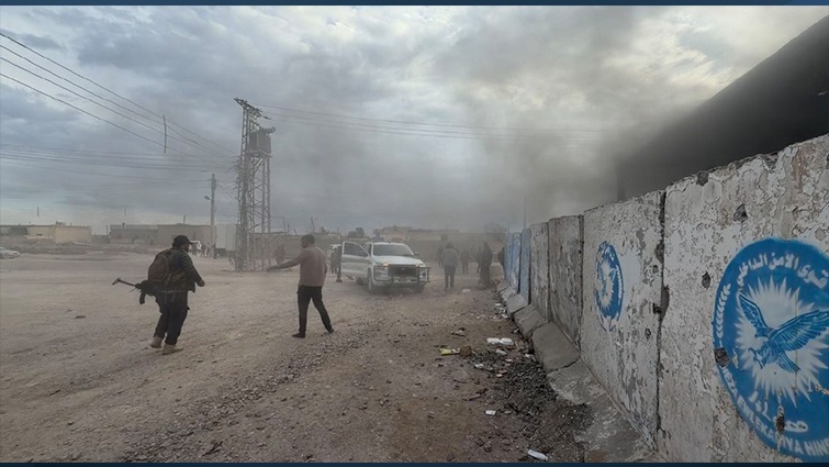 مقتل 4 عناصر من قوى الأمن العام السوري بهجوم مسلّح في الرقة... وتحذيرات من استعادة داعش أنشطته في عموم سوريا!