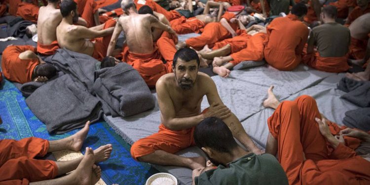 2000 تركياً ضمن قوائم دواعش سوريا المرحلين إلى العراق