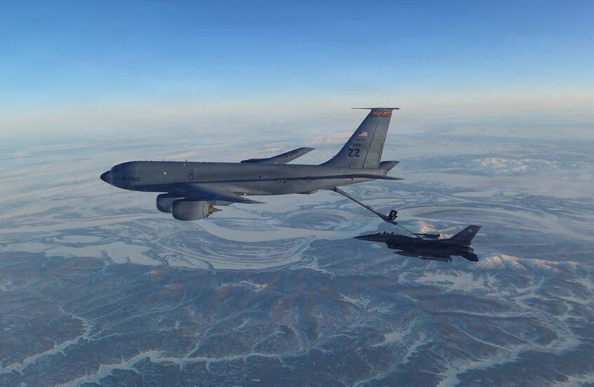 "المقاومة الإسلامية في العراق" تتبنى إسقاط طائرة الوقود الأمريكية