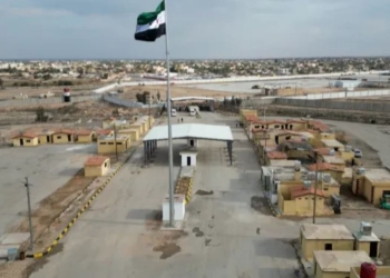 دمشق تدرس خيارات (الردّ المناسب) إثر تعرّض عدد من قواعد الجش السوري قرب الحدود مع العراق لهجوم واسع بمسيرات...