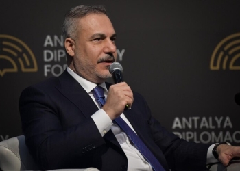 هاكان فيدان: نأمل أن تمدد الأطراف المعنية وقف إطلاق النار