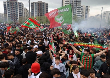 لأول مرة في تأريخه... آمد سبور يتأهّل إلى الدوري التركي الممتاز