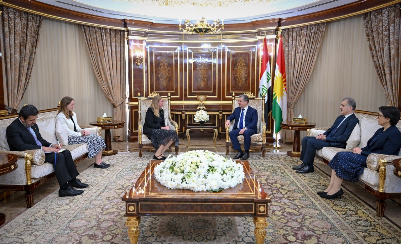 القنصل البريطاني يهنّئ رئيس حكومة إقليم كوردستان الخطوات المنجزة في توحيد قوات بيشمركة كوردستان...