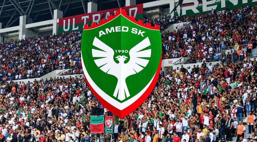 بكرخان اتّحاد الكرة التركي بالعنصرية ضدّ نادي "آمد سبور" الكوردي
