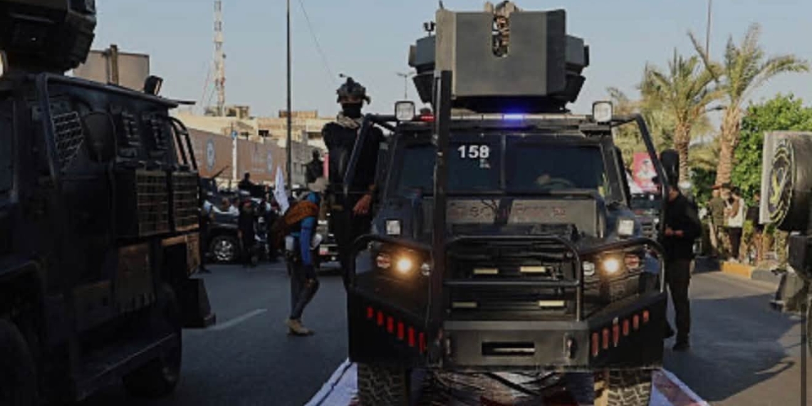 الميليشيات العراقية المسلّحة تدهس علم واشنطن في بغداد