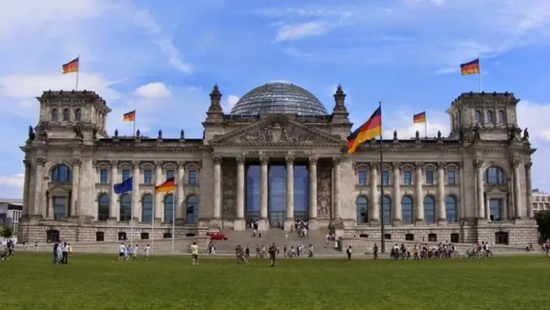 آلمان از افزایش جاسوسی علیه مهاجران ایرانی پس از اعتراضات اخیر خبر داد
