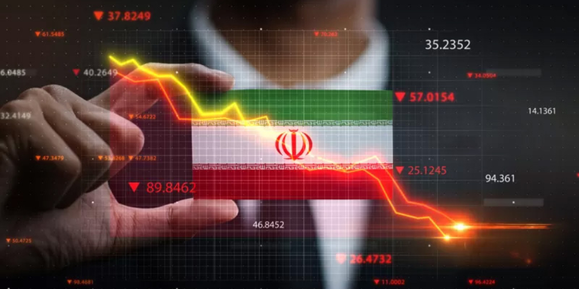 بحران بانکها در ایران؛ از چاله ضرردهی به چاه ادغام