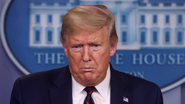 ترامپ هێزێن یەدەک یێن ئارتەشا ئامەریکایێ ژ بۆ بەرهناگریا ڤیرۆسا کۆرۆنا ڤەخواندن