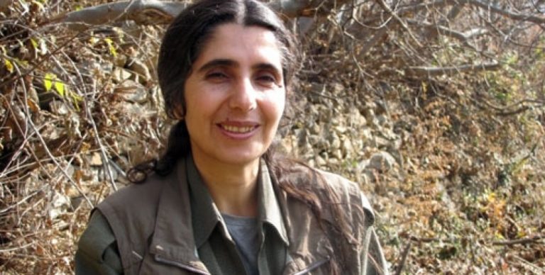 ل کۆبانی بەرپرسەکا بلند ئا پەکەکێ ھات کوشتن