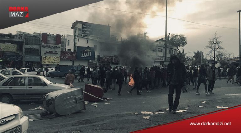 ئیران 10 جوانێن كورد ب زیندان و لێدانێ جه‌زا دكه‌