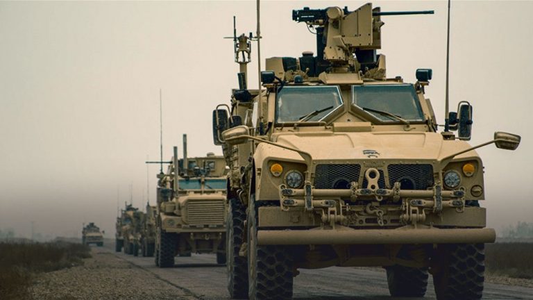 كاروانێ ئۆتومبێلێن هه‌ڤپه‌یمانان تێ هه‌ده‌ف كرن