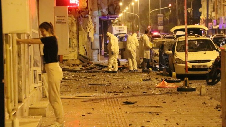 "ئەندامەکی پەکەکێ خوە تەقاند"