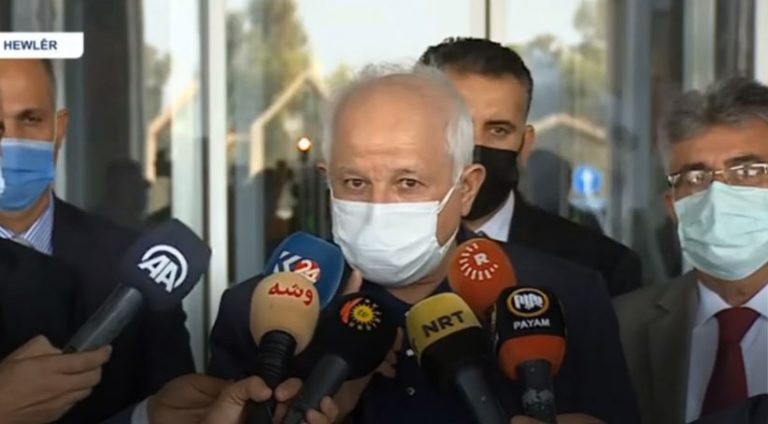 شاندەکا سیاسەتمەدار و کەسایەتیێن باکورێ کوردستانێ سەرەدانا پەرلەمانێ کوردستانێ کر