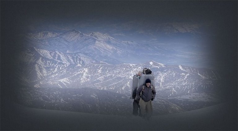 سپایێ پاسداران گوللـه بهردان كۆلبهران