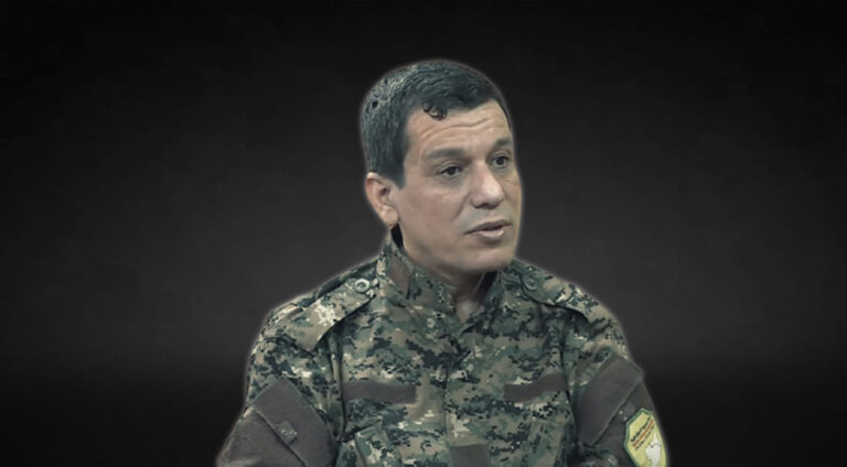 مازلووم: گاڤا یه‌كه‌مین مه‌ ئاڤێت