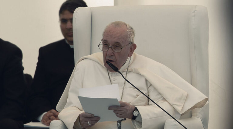 پاپا: ئەم نەڤیێن ئیبراھیمن و دڤێ ئەم براتییا خوە ژبیر نەکن