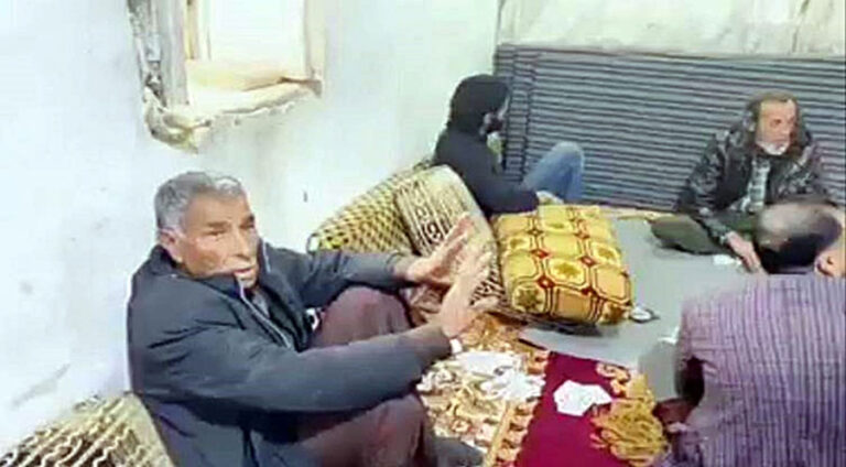 ل سەرێکانیێ چەکداران ب سەر مالەکێ دا گرت و 4 کەس رەڤاندن