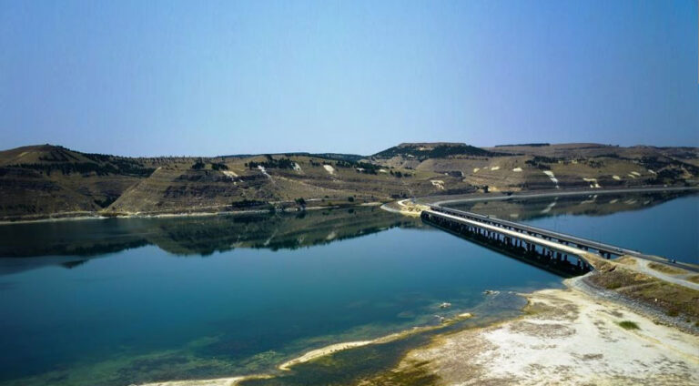 ب زهختا ئهمهریكایێ، تركیێ ئاڤا فراتێ بهردا