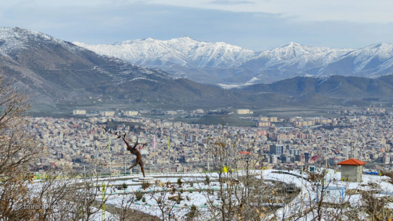 نیشتیمانپەروەرێن مەریوانێ روو ب روویێ چەکدارێن توندرەوێن سەر ب رژێما ئیسلامی دبن