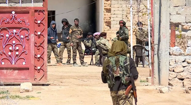 پەکەکێ پتر ژ داعشێ خەلکێ شنگالێ رەڤاندینە