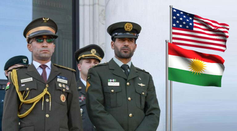 ئهفسهرهكێ پێشمهرگهی 2 باوهرنامهیێن ئارتێشا ئهمهریكایێ وهرگرتن