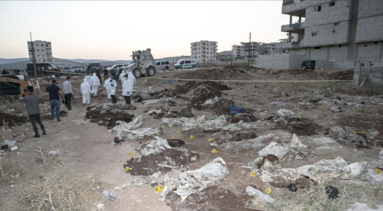 گۆره‌كێ ب كۆم ل ناڤ عه‌فرینێ هاته‌ دیتن