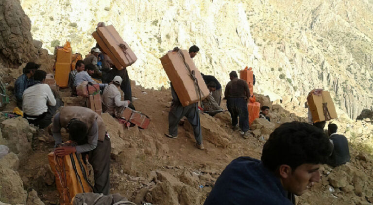 سپایێ پاسداران 3 كۆلبهر دان بهر گوللـهیان