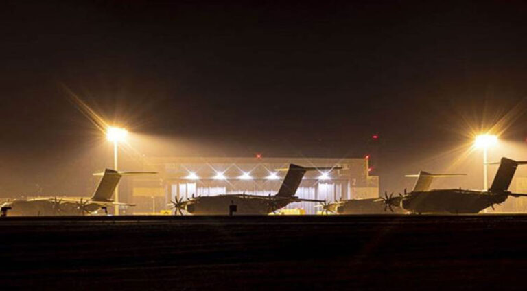 22 بالەفر و 24 ھەلیکۆپتەرێن ئەفغانستانێ هاتن رەڤاندن