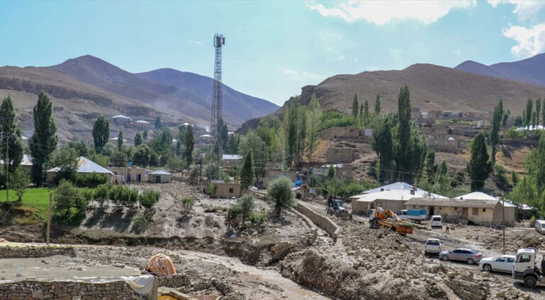 ل جۆلهمێرگێ و وانێ هشیارییا لههیێ تێ دان