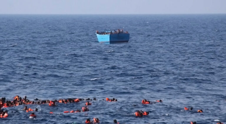 70 پەنابەرێن د دەریایا سپی دا وندانە