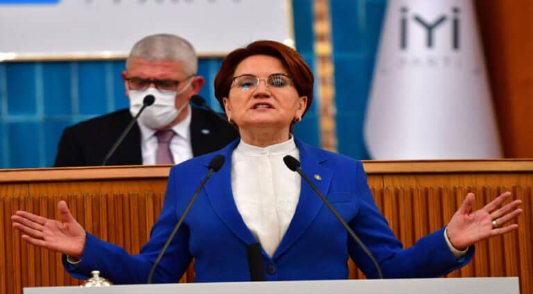 مەرال ئاکشەنەر: باخچەلی و ئۆجالان نامەیێن ئەلەکترۆنی ژ ھەڤرا رێدکەن!