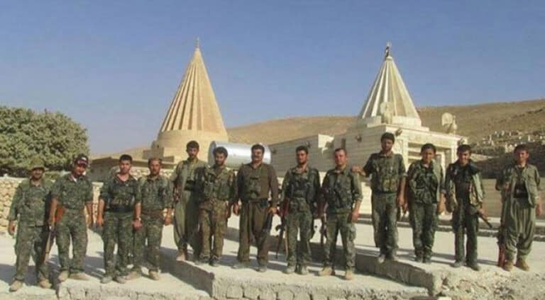 ل شنگالێ چەکدارێن پەکەکێ خوە رادەستی ھێزا پێشمەرگە دکەن