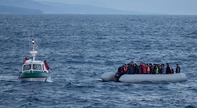 102  كۆچبه‌ر ل ده‌ریایا ئیجه‌ هاتن رزگار كرن
