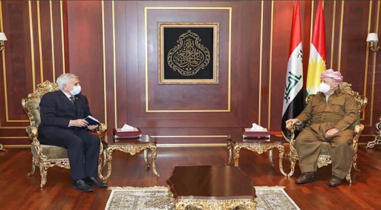 سەرۆک بارزانی لگەل شاندا پەسەکێ دا رەوشا کوردێن باکور گوفتووگۆ کر