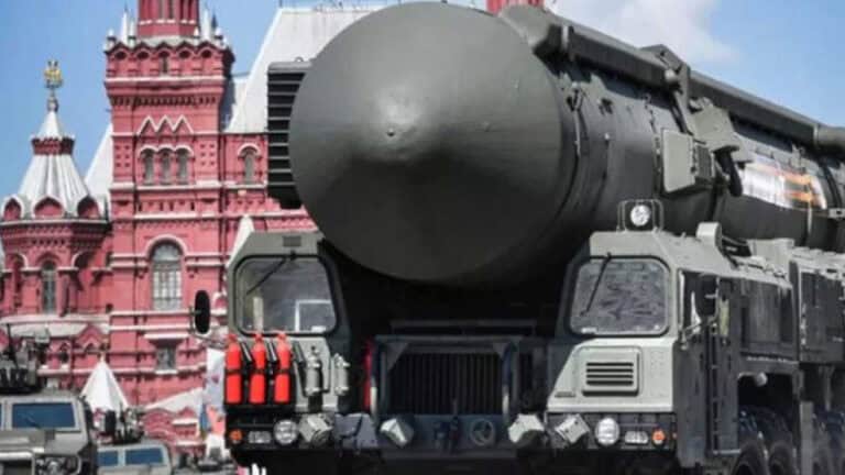 کۆشکا سپی دەربارێ چەکێ ئەتۆمی بەرسڤا رووسیایێ دا