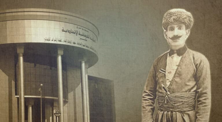 دادگه‌ها فه‌ده‌رال و «حه‌سه‌ن خه‌یری» یێن باشوورێ كوردستانێ دادگه‌ها فه‌ده‌رال یا ئیراقێ دوهـ بریار دایه‌ كو دوسییا نه‌فت و غازێ یا هه‌رێما باشوورێ كوردستانێ نه‌مه‌شرووعه‌، ب كورتاسی قه‌له‌مێ كو ئه‌ڤ بریار ئیمزه‌ كری، فارسی بوو، ڤێ ئیمزه‌یێ ژی دلێن «حه‌سه‌ن خه‌یری» یێن باشوور خوه‌ش كر. د له‌كۆلینه‌كه‌ پێگه‌ها «داركا مازی» ده‌ ل ده‌ربارێ بریارا دادگه‌ها فه‌ده‌رال و سه‌ده‌مێن په‌ژراندنا بریاره‌كه‌ ووسا د ڤێ ده‌مێ ده‌، ئه‌شكه‌ره‌ بوو كو ئه‌ڤ بریار ب هه‌ولێن چارچووڤه‌یا هه‌مئاهه‌نگیێ (شیعه‌یێن گرێدای ئیرانێ و حیزبەکا کوردی یا بەشدار د دەستهلاتا هەرێما کوردستانێ) دە ده‌ركه‌تییه‌، لێ به‌لێ تشتا عه‌جێب ئه‌ڤه‌: یێن كو بریار وه‌كه‌ فكر ئاڤێتییه‌ سه‌ر ماسه‌یا نیقاشێ بەرپرسێ وێ حیزبا کوردی‌ بوو! ڤی بەرپرسی ب خواستەکا خوە چەوا قائانی ماتمایی كر؟! دو رۆژا به‌رێ ل به‌غدایێ جڤینه‌ك هات ل دارخستن، ئه‌ڤ جڤین ل نێڤبه‌را «ئیسماعیل قائانی فه‌رماندارێ فه‌یله‌قا قودسێ یا ئیرانێ، نووری مالكی، هادی عامری، قه‌یس خه‌زعه‌لی و یەک ژ بەرپرسێن حیزبەکا بەشدار د حکوومەتا هەرێما کوردستانێ » ده‌ بوو. د جڤینێ ده‌، گوفتووگۆ ل سه‌ر یێك مژار بوو، ئه‌و ژی ئاسته‌نگكرنا هه‌ولێن ئاڤاكرنا حكوومه‌تا نوو و پێڤاژۆیا هلبژارتنا سه‌رۆك كۆمار. د جڤینێ ده‌، بەرپرسێ وێ حیزبا کوردی یا بەشدار د دەستهلاتا هەرێما باشوورێ کوردستانێ دە داخوازا موداخه‌له‌یا دادگه‌ها فه‌ده‌رال دكه‌ و دبێژه‌: «هه‌گه‌ر دادگه‌ها فه‌ده‌رال ببێژه‌ دۆسییا نه‌فت و غازێ یا باشوورێ كوردستانێ نه‌مه‌شرووعه‌، ل وێ چاخێ ئه‌مێ بكارن زه‌ختێ ل سه‌ر هه‌ڤپه‌یمانێتییا «سه‌دری – سوننی – پارتی» بكن. قائانی ژ ڤی بەرپرسێ کورد رە دبێژه‌: «ب زەلالی ببێژن خواستەکا وە چییە»؟، د بەرسڤ دە ئەڤ بەرپرسێ کورد دبێژه‌: «بریار لازمه‌»، ئانگۆ دڤێ دادگه‌هـ نه‌مه‌شرووعییا دۆسیایا نه‌فت و غازێ یا باشوورێ كوردستانێ ب په‌ژرینه‌. قائانی خواستەکا ڤی بەرپرسی د جڤینێ ده‌ دپه‌ژرینە، ته‌علیمات ژی ژ بۆی دادگه‌ها فه‌ده‌رال شاندن ژ بۆ كو بریار بێ ئیلان كرن. حه‌سه‌ن خه‌یری یێن باشوور ئه‌م به‌حسا باندۆرا ڤێ بریارێ ناكن، هه‌ر كه‌س دزانه‌ بریار تام ل دژی به‌رژه‌وه‌ندیێن گه‌لێ باشوورێ كوردستانێ یه‌، ژ به‌ر كو داهاتیێ فرۆشتنا نه‌فتێ ته‌كانه‌ چاڤكانییه‌ ژ بۆی دابینکرنا مووچه‌یا وه‌زیفه‌دارێن باشوور، لێ به‌لێ ئه‌مێ به‌حسا جه‌حش و ئه‌حمه‌قێن باشوور بكن یێن كو هه‌گه‌ر «حه‌سه‌ن خه‌یری به‌گ» د ژیانێ ده‌ مابا، دا ب قورمێ سمێلێن خوه‌ڤه‌ شه‌رمه‌كه‌ مه‌زن ژ خوه‌ بکە!. د رۆژا مه‌ یا ئیرۆ ده‌، هه‌ر كورده‌ك ئیدیه‌ما «جه‌حش پارلمه‌نته‌ر» فێم دكه‌ و دزانه‌، یێن كو ئه‌ڤ ناڤ هلگرتینه‌ گه‌ل وان وه‌كه‌ چاڤێ رۆژێ ناس دكه‌، ئه‌و د ئیخانه‌ت و بێئه‌خلاقییا ل همبه‌ری نه‌ته‌و و ئاخا وه‌لات ده‌ بێ هه‌مپانه‌، تو كه‌س نكاره‌ ئاڤێ ژی ل ده‌ستێن وان بكه‌، د ئیخانه‌تێ ده‌ گه‌مار بوونه‌ رزی نه‌، ته‌ڤی كو د هلبژارتنا داوین ده‌ گه‌لێ باشوور ئه‌و جه‌زا كرن و تو یێك ژ وان سه‌رنه‌كه‌ت، لێ به‌لێ هێژان ژی و هه‌ر ده‌ما دژمن پێویستی ب وان هه‌به‌، ئه‌و ژ بۆی دو قوریش پاره‌ خزمه‌تێ دكن، ئیرۆ ژی مه‌ ب چاڤێ خوه‌ دی چ قاس كێفا ڤان جه‌حشان ب بریارا دادگه‌ها فه‌ده‌رالا یا ل دژی كوردستانێ هاتییه و ب تو ئاوایی پێش دژمن ڤه‌ ڤێ بریارێ ب باشی ژ بۆی گه‌ل شیرۆڤه‌ دكن. رێڤه‌به‌رییا باشوور وێ ڤێ پیلانێ ژی ئاڤێت د زبلدانێ ده‌ پاش ده‌ركه‌تنا بریارا دادگه‌ها فه‌ده‌رال، سه‌رۆك بارزانی، هه‌ر وها سه‌رۆكێ هه‌رێما باشوور نێچیرڤان بارزانی، حكوومه‌تا باشوور، پارلامانتۆیا باشوور و هه‌روه‌ها رێبه‌رێن پارتیێن وه‌لاتپارێز، ئه‌ڤ بریار شه‌رمه‌زار كرن و ب بریاره‌ك سیاسی و ناده‌ستووری ل دژی مافێن مه‌شرووع یێن هه‌رێما كوردستانێ ناس كرن. سه‌رۆك بارزانی گۆ: «ئه‌مێ ب هه‌موو كارینێن خوه‌ به‌رگریێ ژ مافێن ده‌ستووری یێن كوردستانێ بكن»، هه‌روه‌ها نێچیرڤان بارزانی ب توندی به‌رسڤ دا و گۆ: «ئه‌ڤ بریارا نایێ جیبجی كرن»، رێبه‌رێن پارتیێن دن یێن وه‌كه‌ حه‌مه‌ی حاجی مه‌حموود ئه‌ڤ بریار ب ئیلانكرنا جه‌نگا ل دژی كوردان ناس كر. ب كورتاسی ته‌ڤی كو ئه‌ڤ بریار ب خواستەکا كوردێن خوه‌فرۆش و ب ئیمزه‌یا ته‌هرانێ بوویه‌، لێ به‌لێ دڤێ جه‌حشێن باشوور و خوه‌دیێن ڤێ بریارێ باش فێم بكن كو رێڤه‌به‌رییا باشوور وه‌كه‌ چەوا پێشی ل پیلانێن یێك ب یێك یێن به‌رێ یێن دژمن گرتییه‌، و وه‌كه‌ چاوا گه‌ل د هلبژارتنا داوین دا جه‌حش پارلمه‌نته‌ر جه‌زا كرن، ئه‌ڤ حه‌مله‌یا جه‌حشكان یا دادگه‌ها فه‌ده‌رال ژی وێ ئاڤێژن د زبلدانا دیرۆكێ ده‌ و تشتا كو وێ بمینه‌، ته‌نێ رووره‌شییا ژ بۆی جه‌حشكان و خه‌تا جه‌حشایه‌تیێ یه، خه‌تا كو‌ ل سالێن 60 باشوورێ كوردستانێ پێ نه‌خوه‌ش كه‌تی.